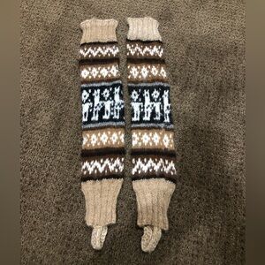 Adorable ethically sourced alpaca leg warmers.   Adorable with boots or mules.